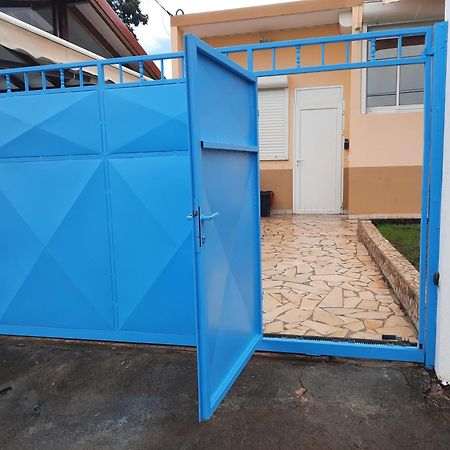 Studio Avec Piscine Privee, Idealement Situe Saint-Claude Exterior photo